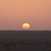 Sonnenaufgang in der Wüse Marokkos